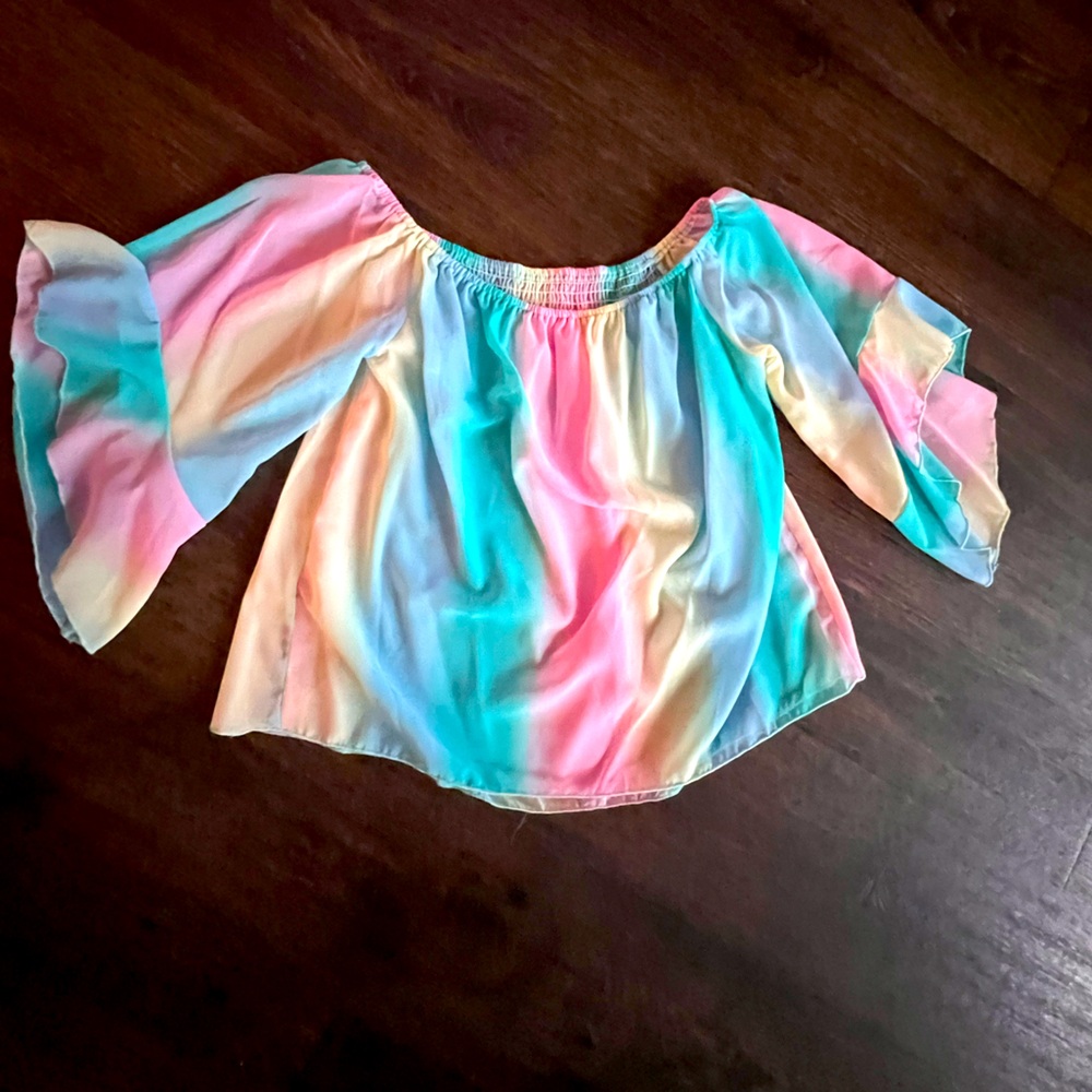 Rainbow blouse with mid sleeves never worn